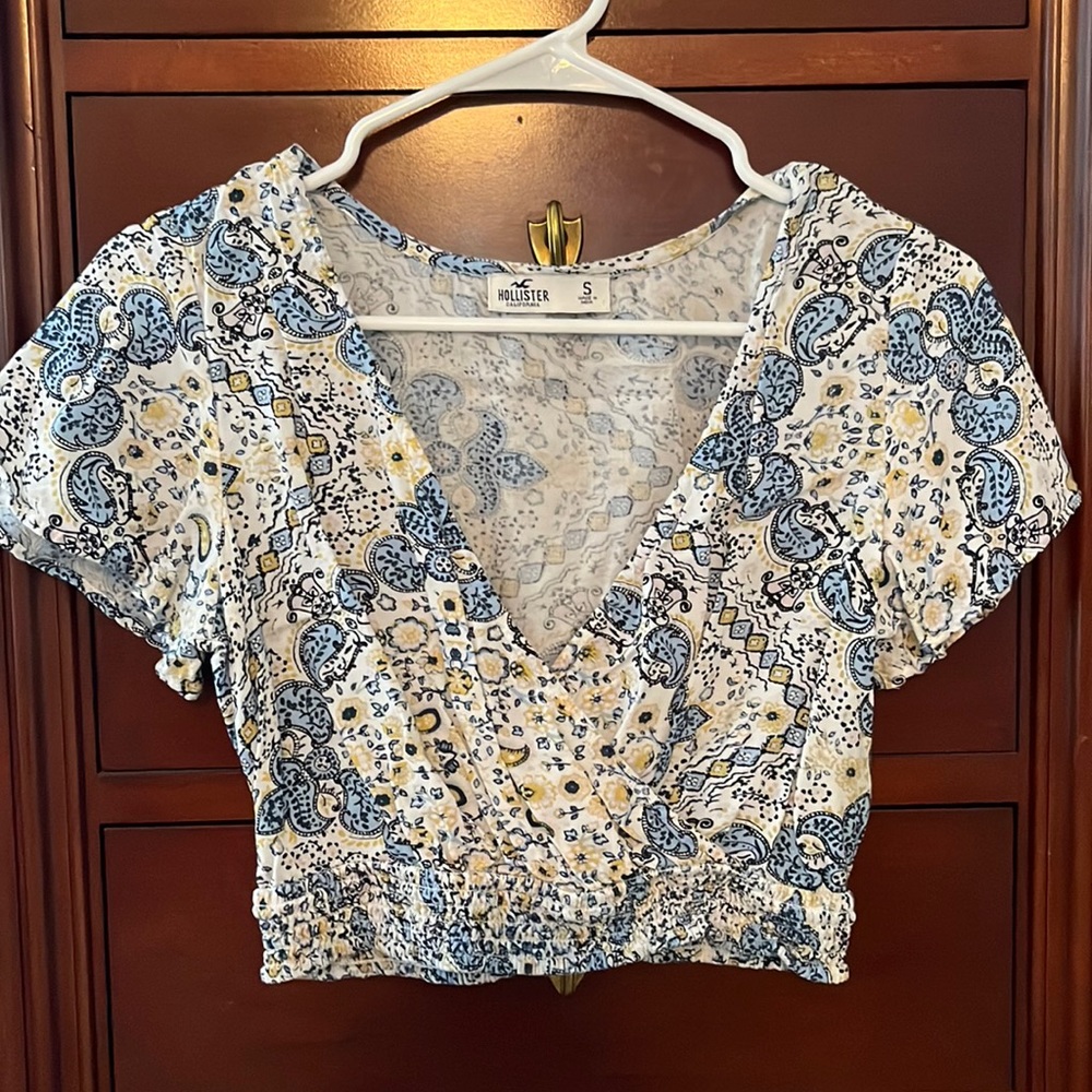 Hollister Top